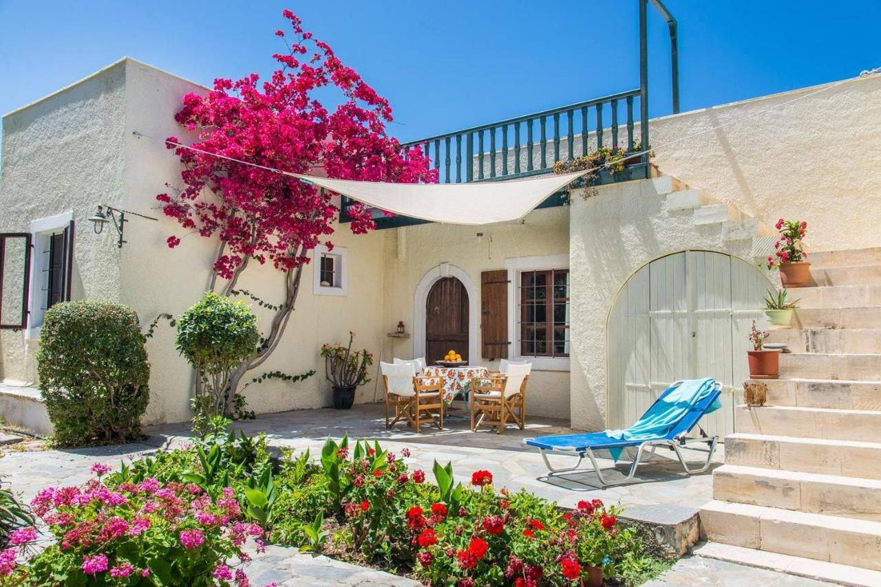 Bougainvillea House In Crete Sitia  Exteriör bild