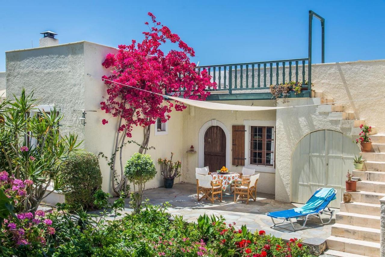 Bougainvillea House In Crete Sitia  Exteriör bild
